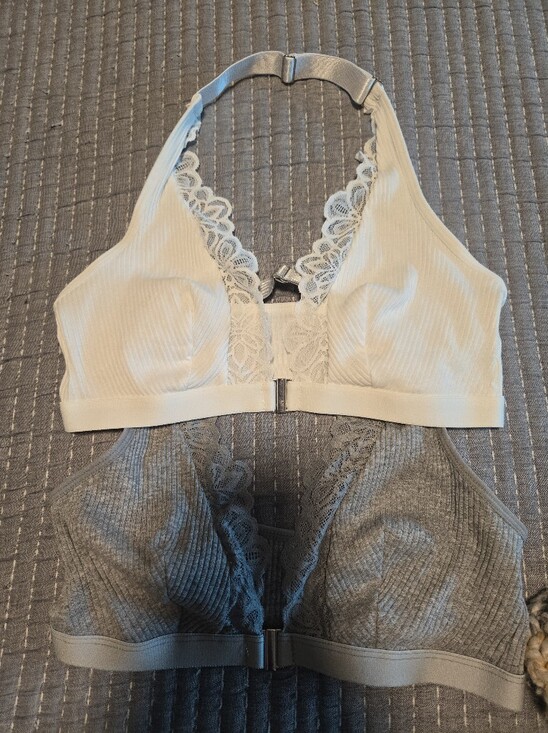 Other - Women’s Lace-Trim Bralette - White And Gray